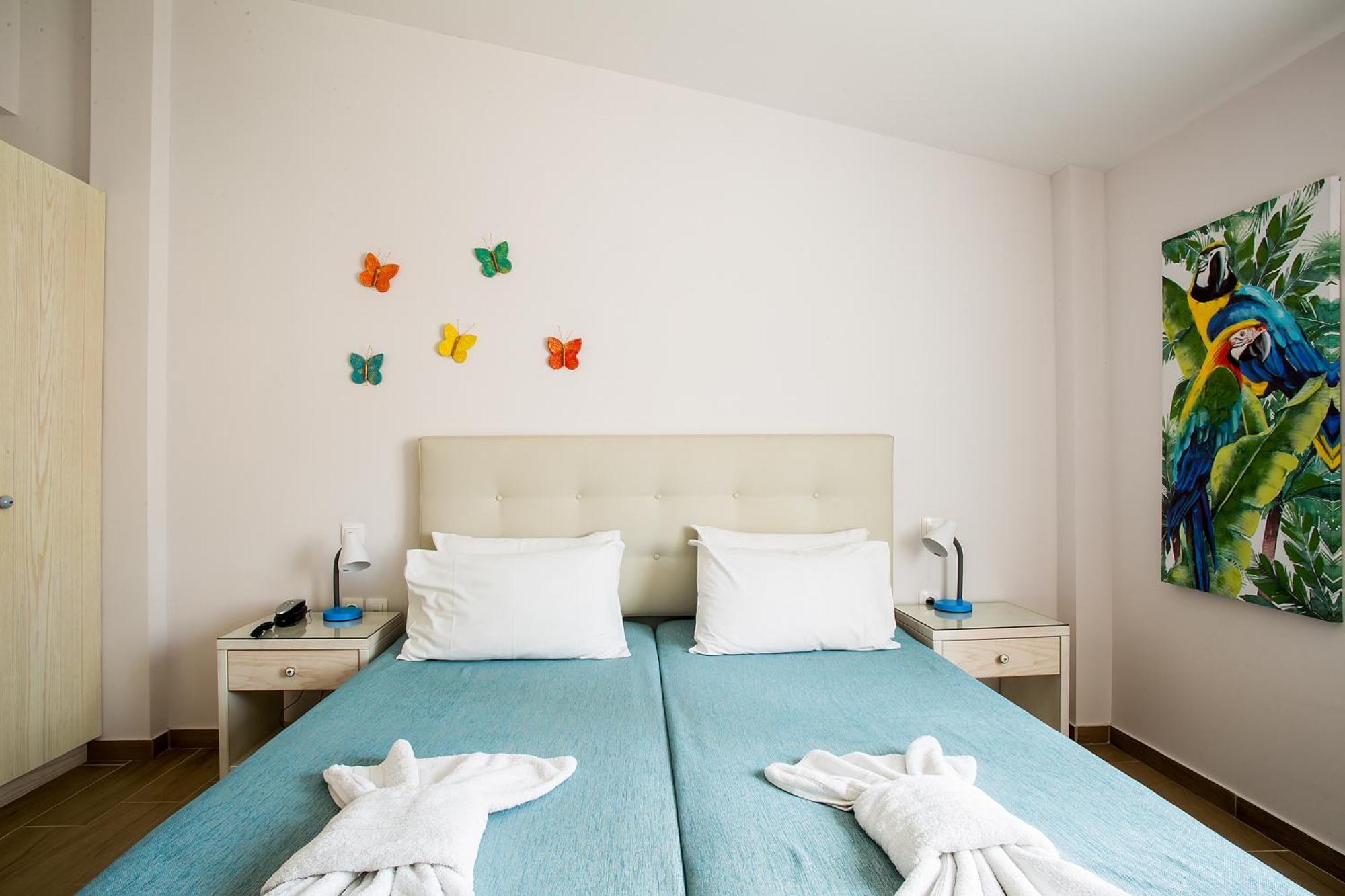 Spiti Prifti Apartments Gouvia Exterior photo
